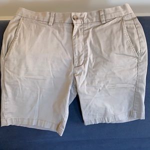 Vineyard Vines 9” Breaker Shorts